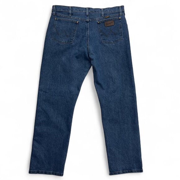 Wrangler 47 Advanced Comfort Jeans | Men’s 38x32 | Blue Straight Leg Casual - Picture 2 of 8